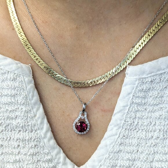 Rubellite Tourmaline Pendant in 14K Solid Gold with Natural Diamonds - Picture 3 of 9
